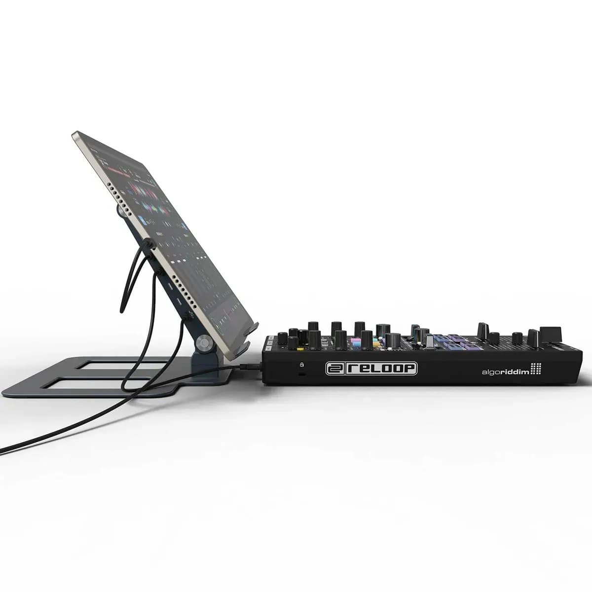 Reloop Stand Hub Pro – Soporte DJ Plegable con Hub USB-C 10 en 1 - Miniatura 7 en LEMM DJ Store