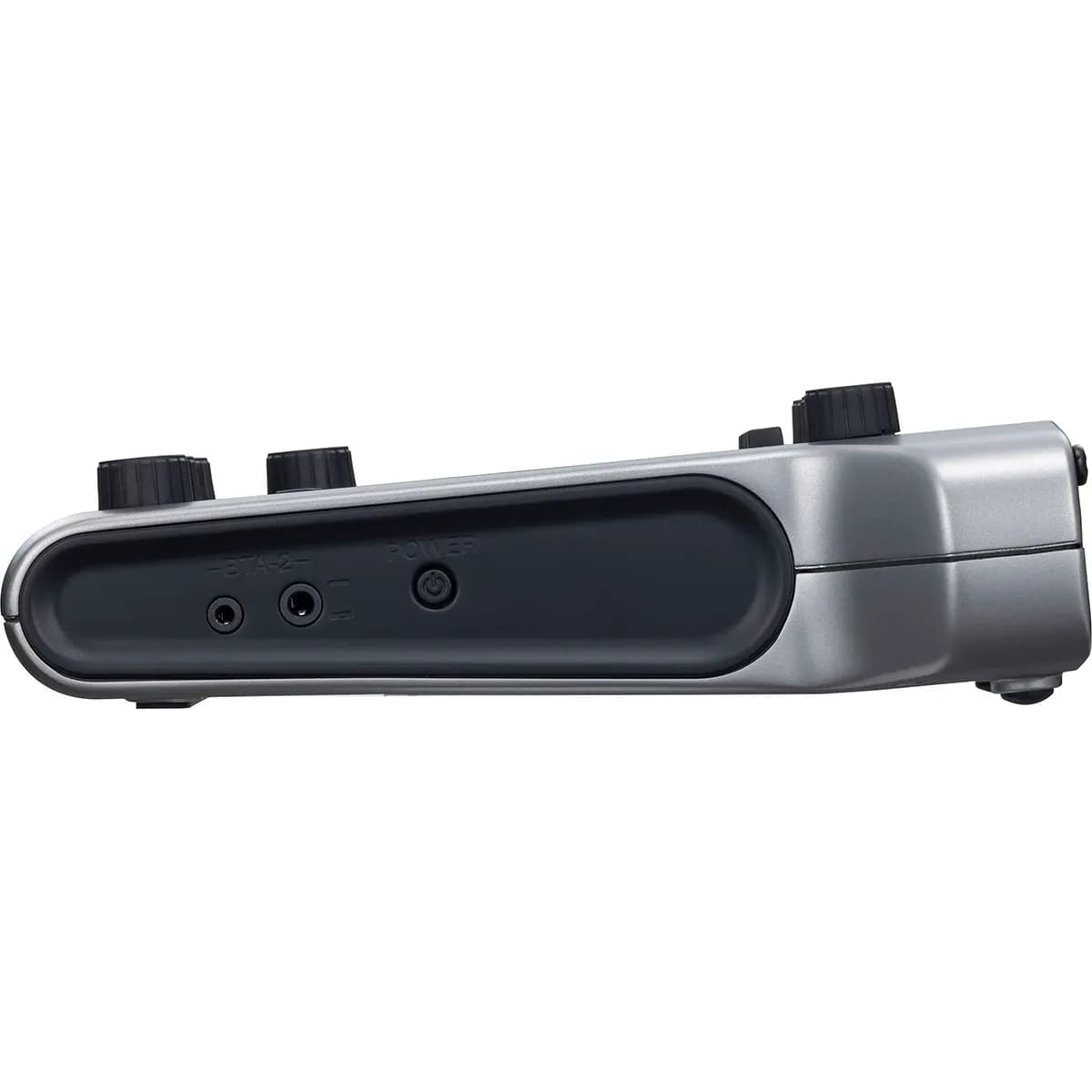 Zoom PodTrak P4 – Grabadora de Podcasts Multipista Portátil - Miniatura 7 en LEMM DJ Store