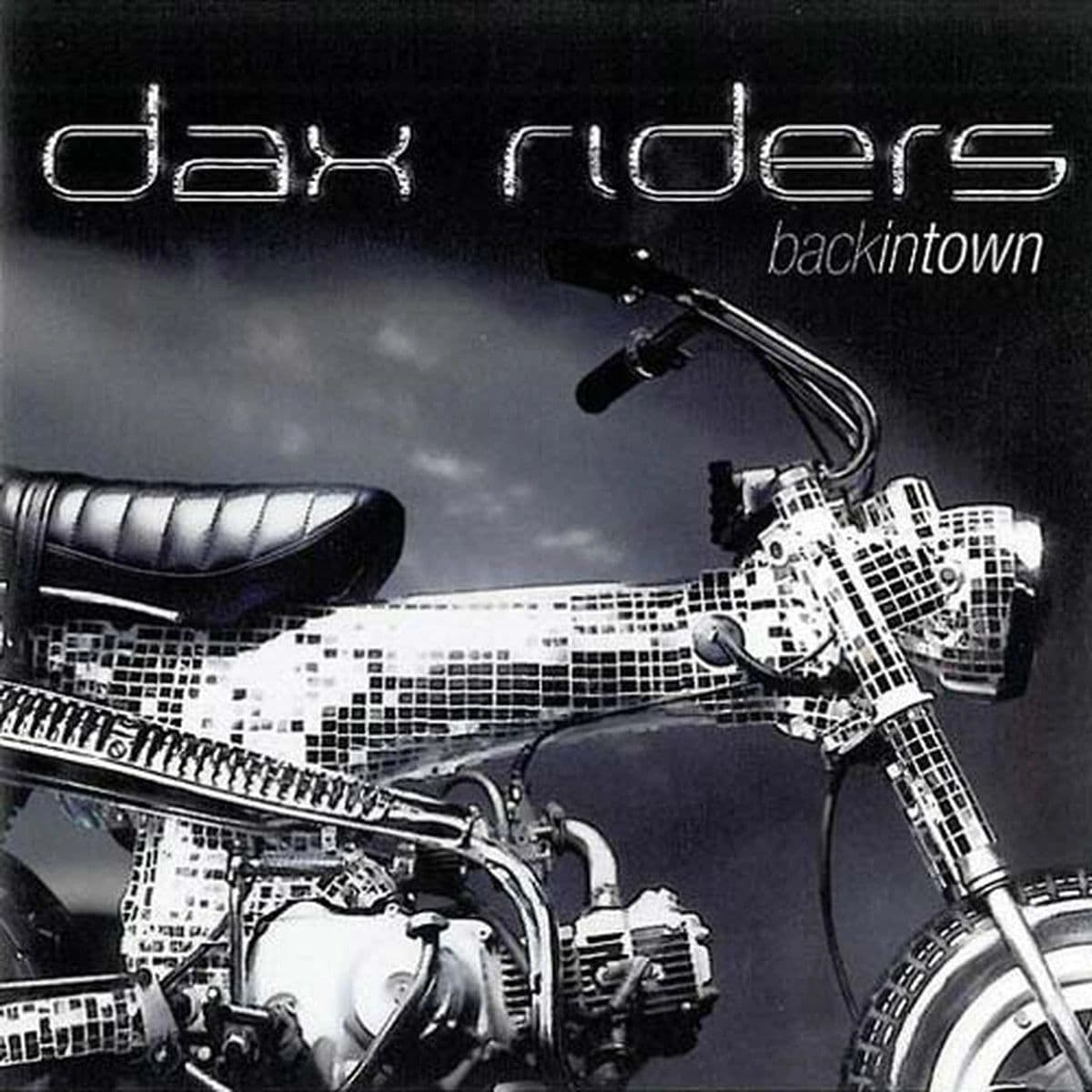 Dax Riders ‎– Back In Town (CD Album usado) (VG+) box 8 - Miniatura 1 en LEMM DJ Store
