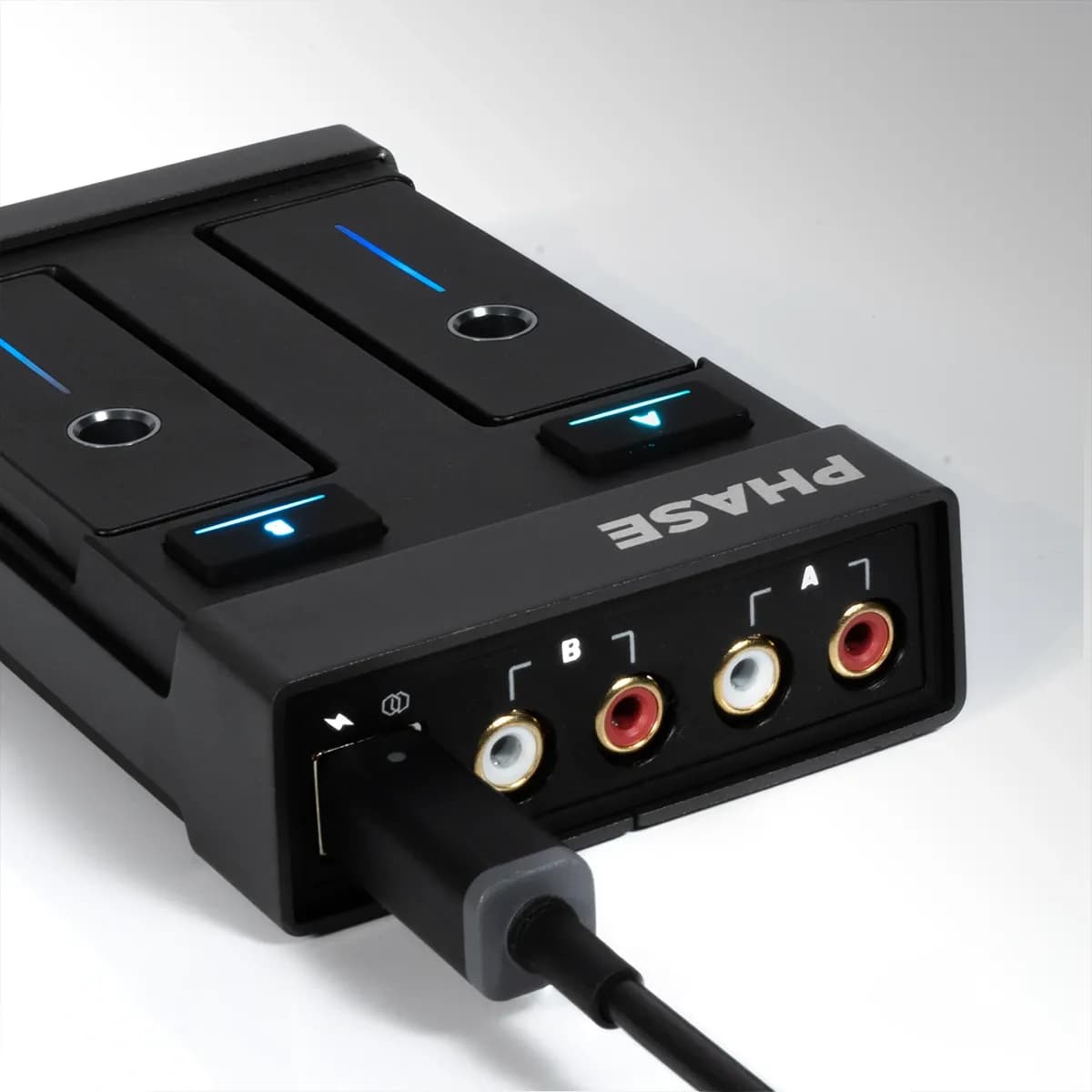 Phase DJ controlador DVS inalámbrico para tornamesas (2 remotos) - Miniatura 4 en LEMM DJ Store
