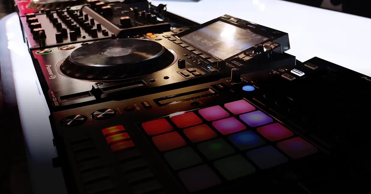 CDJ y Reproductores DJ Profesionales