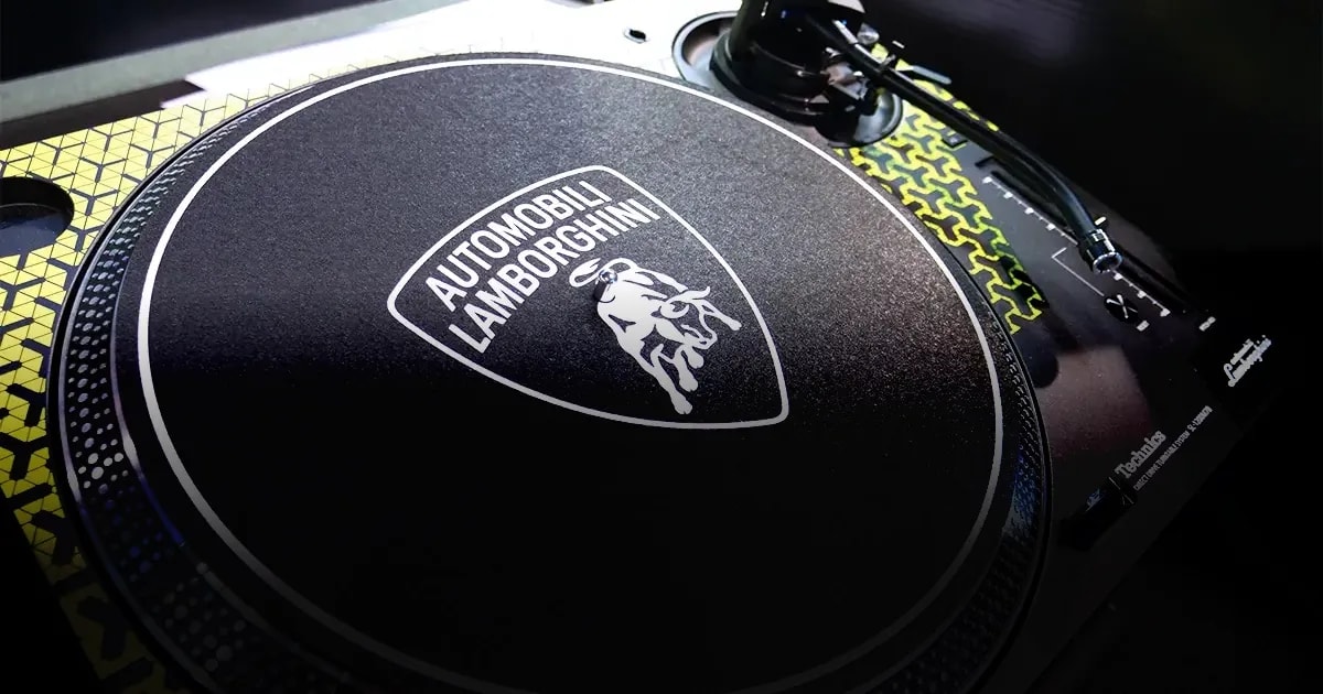 Tornamesas DJ
