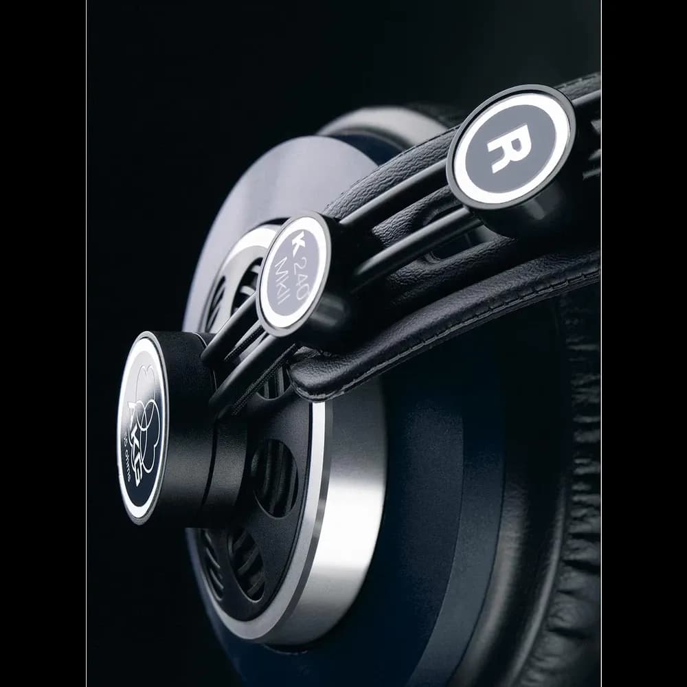 AKG K240 MKII – Audífonos de Estudio Semiabiertos