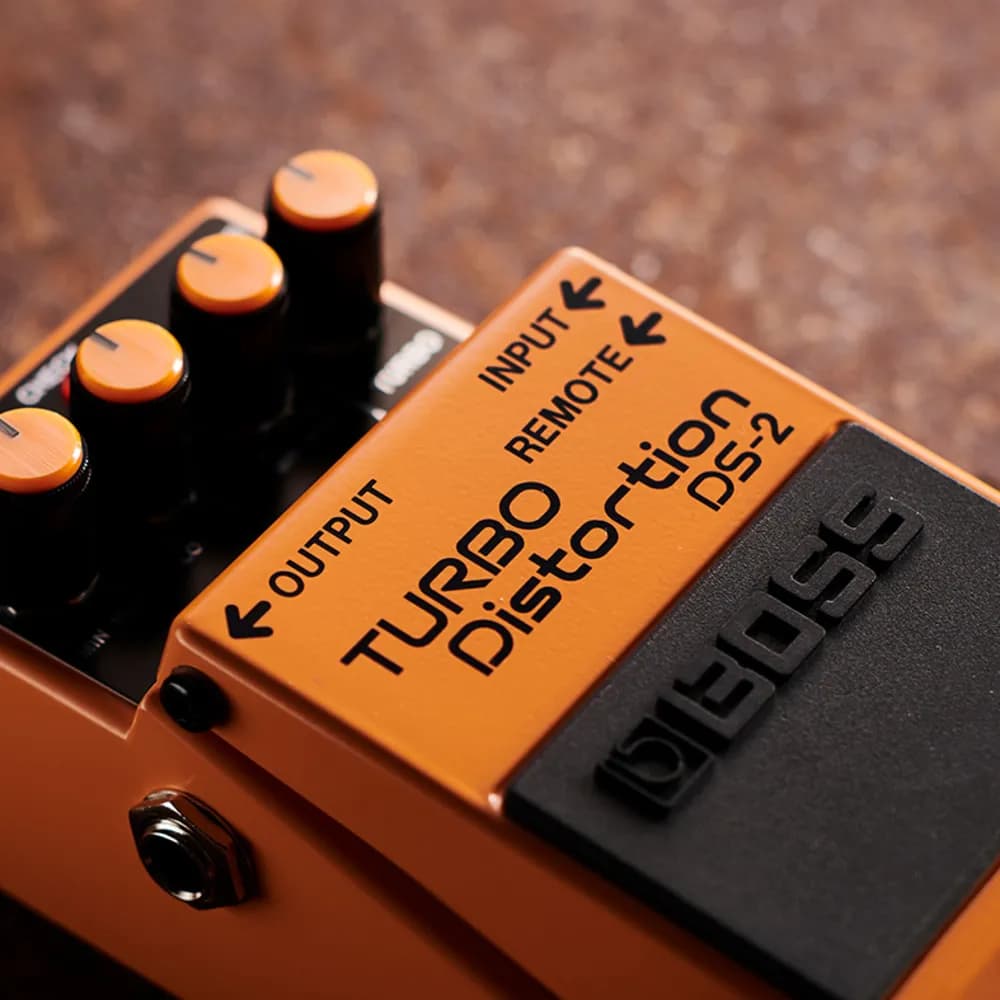 BOSS DS-2 Turbo Distortion – Pedal de Distorsión para Guitarra con Dos Modos Turbo